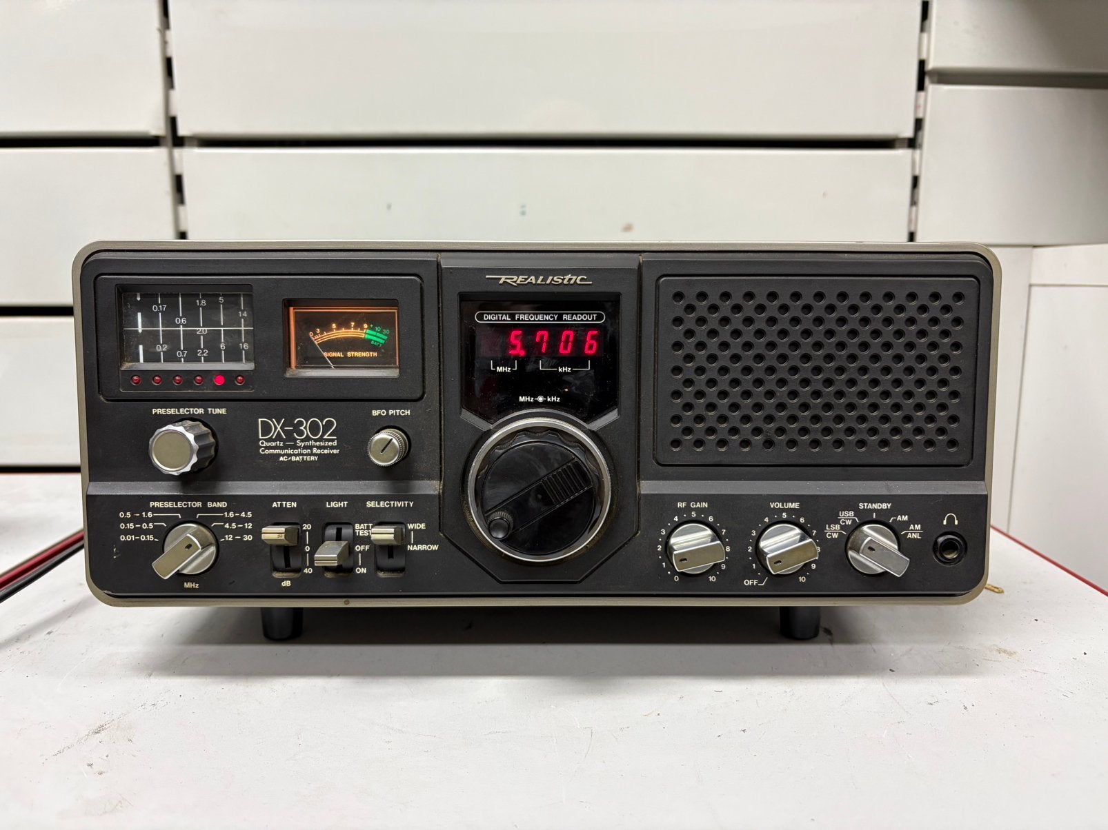 Récepteur Radio Ondes Courtes Vintage - Realistic DX-302, TV, Hi-fi & Vidéo, Enlèvement ou Envoi, Utilisé, Radio