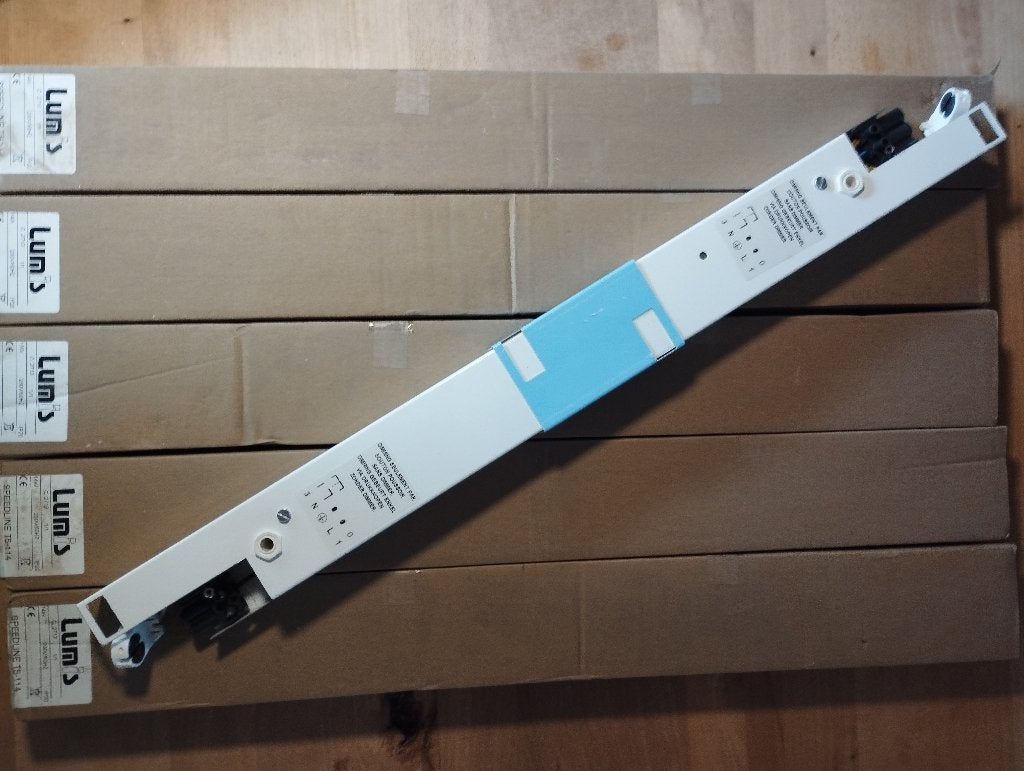 Nieuwe Lumis Speedline T5-114 Lichtarmaturen (14W) – Dimbaar, Huis en Inrichting, Metaal, Wit, Overige merken, Nieuw