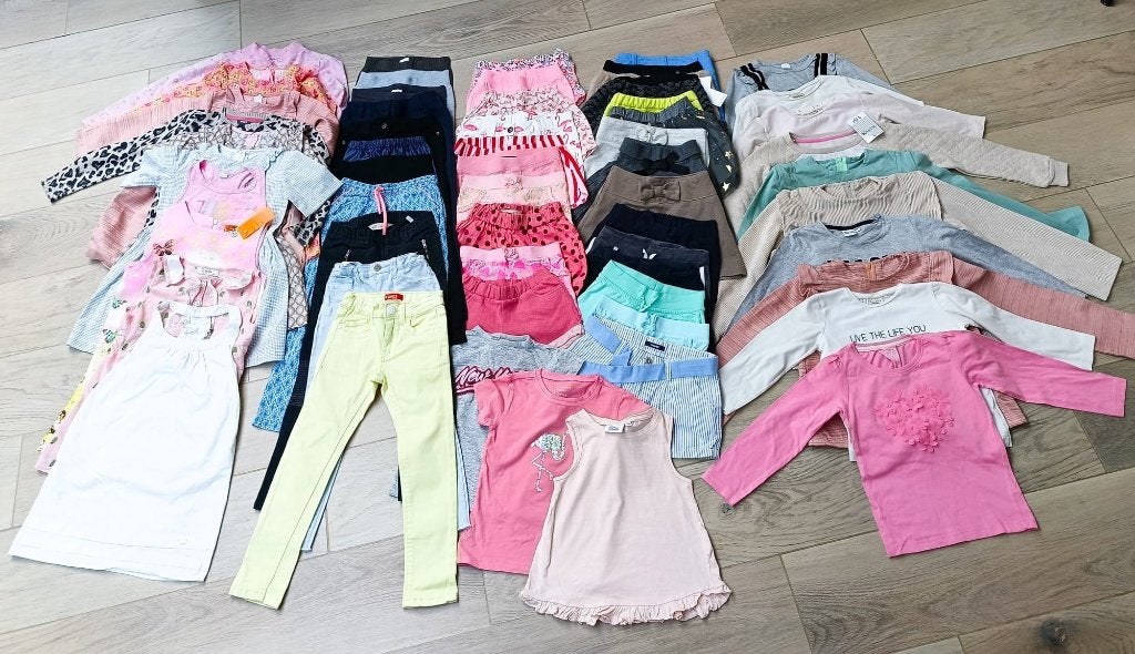 Pakket meisjeskleding 110-116 aan spotprijs €15, Kinderen en Baby's, Ophalen of Verzenden, Zo goed als nieuw, Maat 116