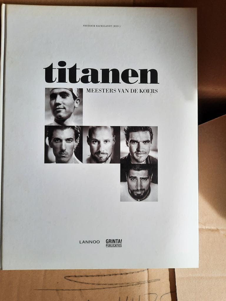 Titanen - Meesters van de koers, Lopen en Fietsen, Ophalen of Verzenden, Zo goed als nieuw, Zie beschrijving