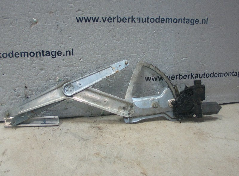 VITRE MECANISME ELECTRIQUE GAUCHE Astra G (F07) (13695a), Brose SE, Opel, Info@brose.com, Utilisé