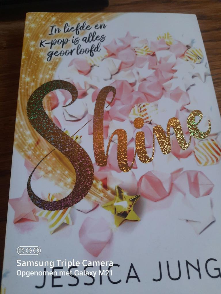 Jessica Jung - Shine, Enlèvement ou Envoi, Jessica Jung