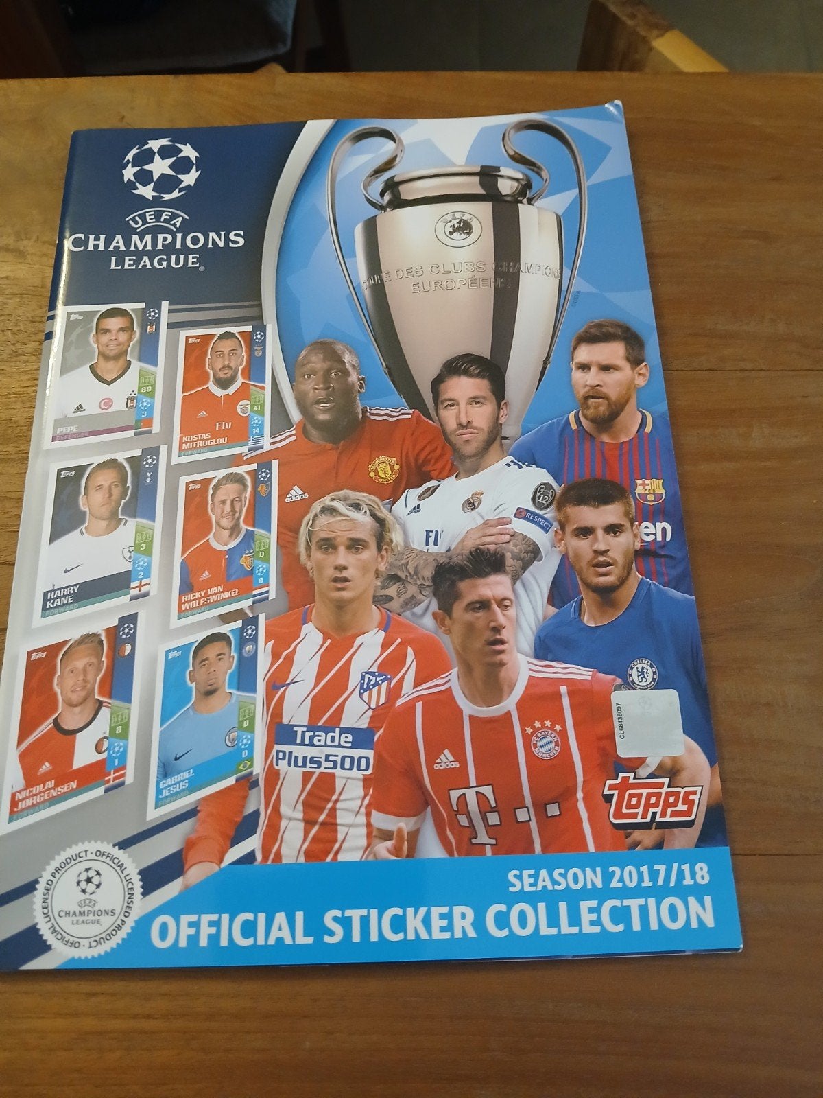 topps champions league 2017 album neuf vide, Enlèvement ou Envoi, Neuf, Plusieurs autocollants