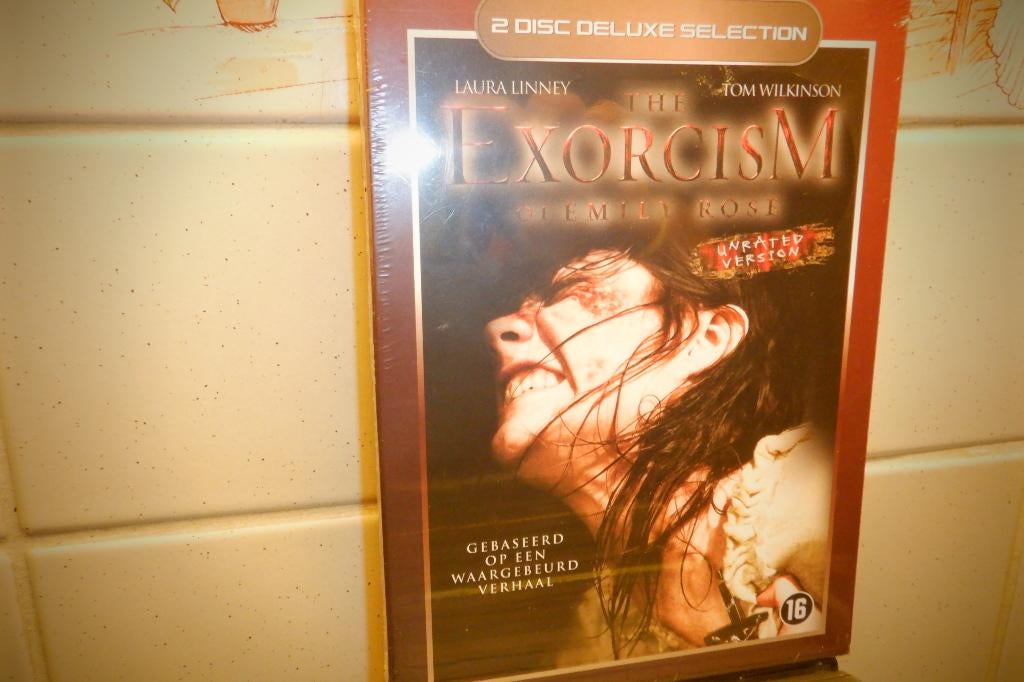DVD 2DISC DELUXE SELECTION The Exorcism Of Emily Rose.SAELED, Cd's en Dvd's, Vanaf 16 jaar, Ophalen of Verzenden, Zo goed als nieuw