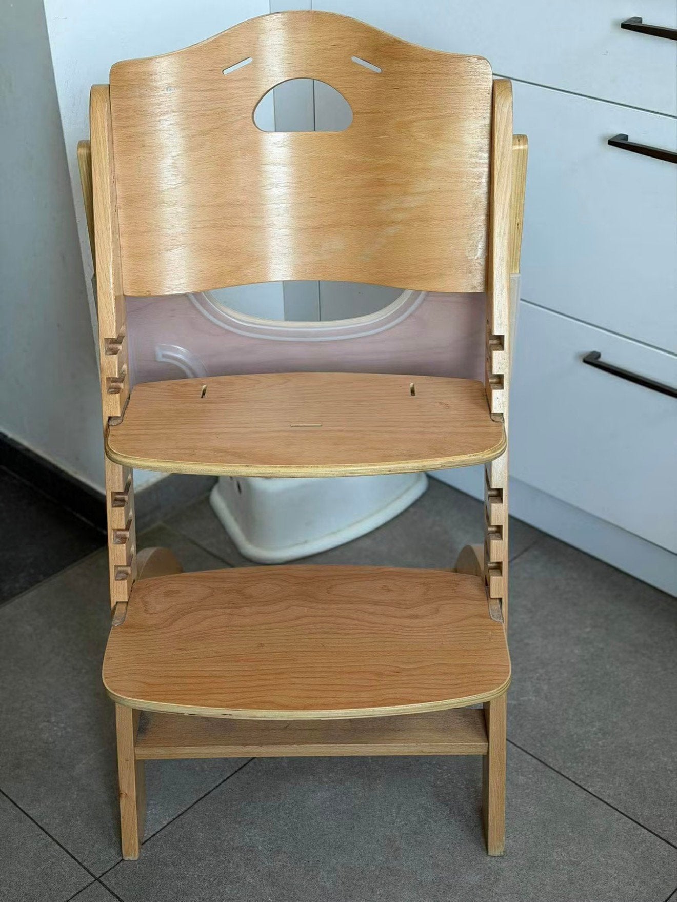 Chaise de croissance en bois, Enfants & Bébés, Enlèvement, Neuf, Chaise évolutive