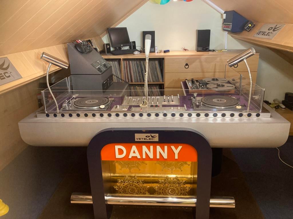 Unieke Vetelec discobar ( Enkel in zijn geheel te koop), Audio, Tv en Foto, Professionele apparaten, Ophalen, Zo goed als nieuw