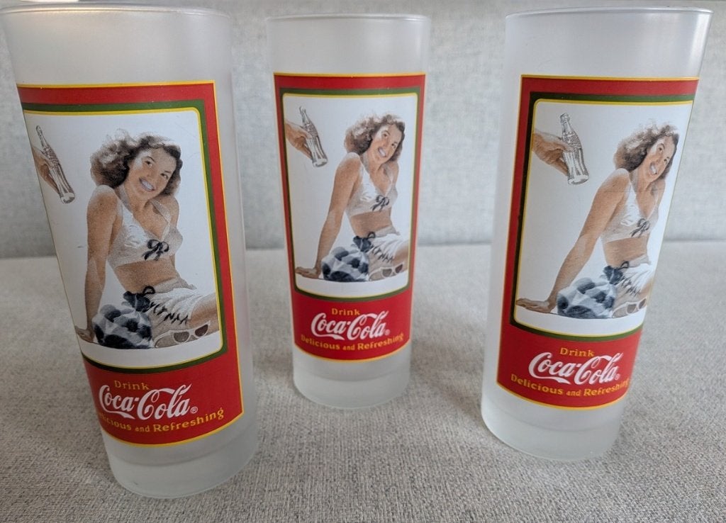Ensemble de verres Coca-Cola vintage avec des images rétro, Envoi
