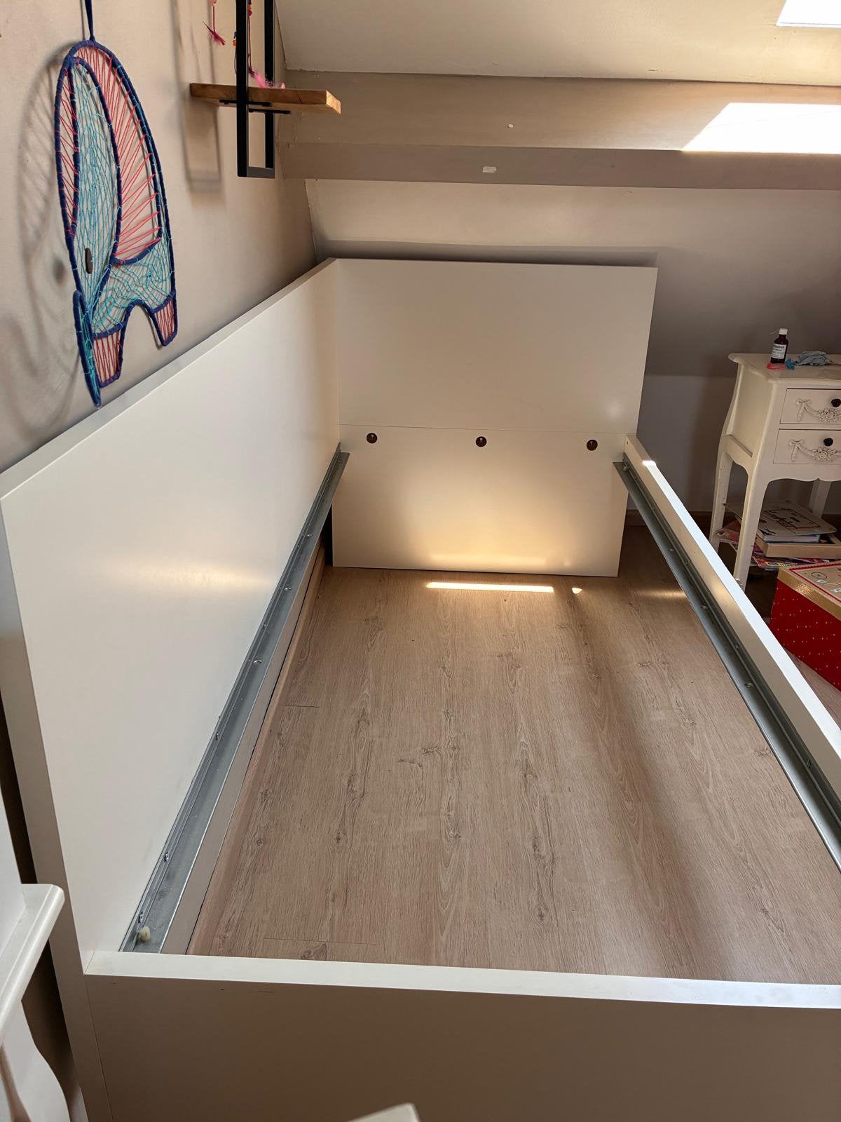 2x Ikea bed frame (zonder lattenbodem), Ophalen, Zo goed als nieuw