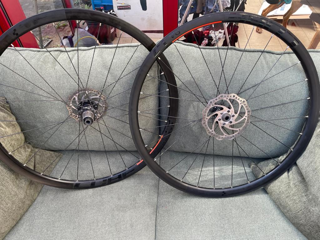 Cube alu koers / gravel wielset, Ophalen, Zo goed als nieuw