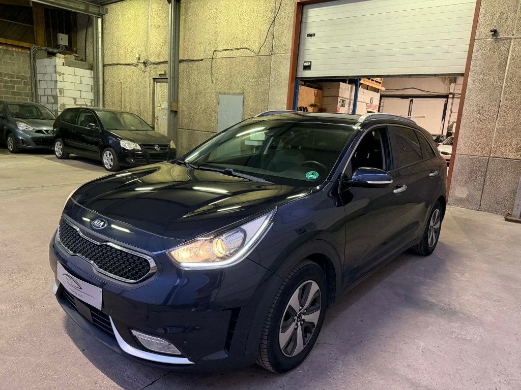 Kia Niro Fusion 1.6 GDI HEV Hybride DCT Automaat, Auto's, Automaat, Dealer onderhouden, 88 g/km, Blauw