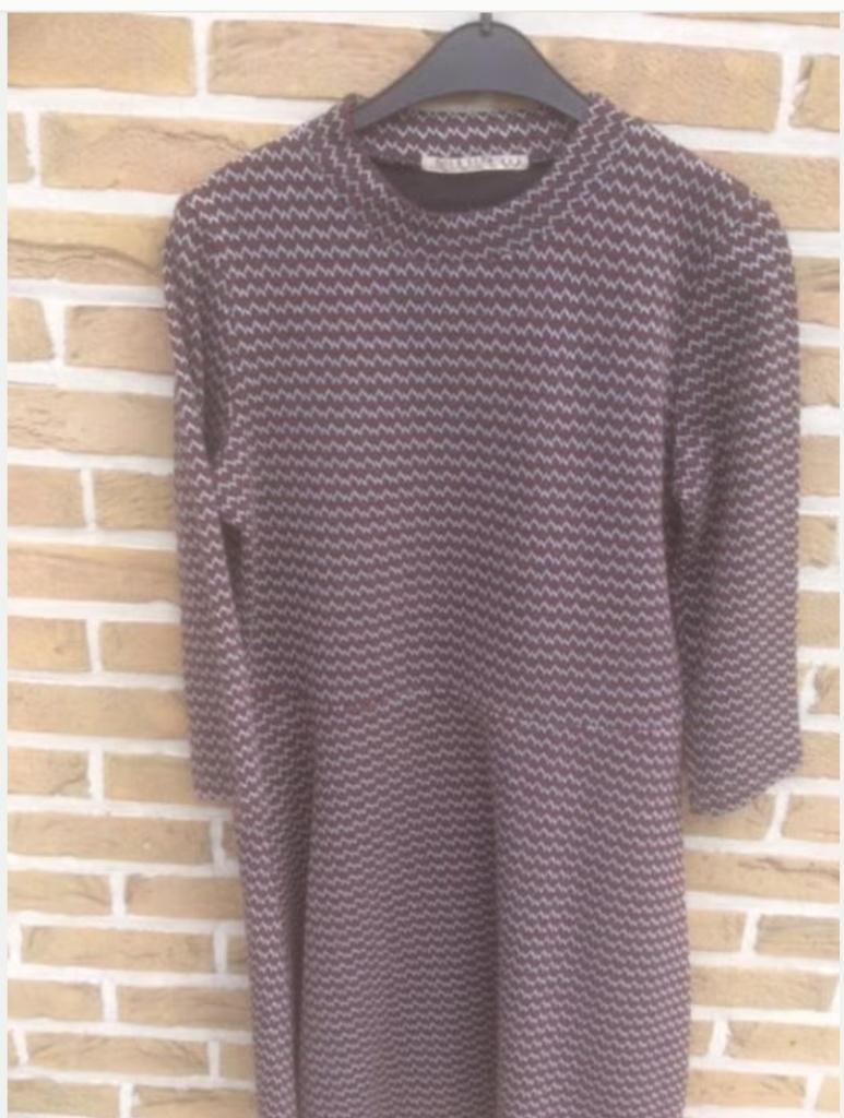 Robe vintage taille 42, Enlèvement ou Envoi, Lola & Liza, Comme neuf, Longueur genou