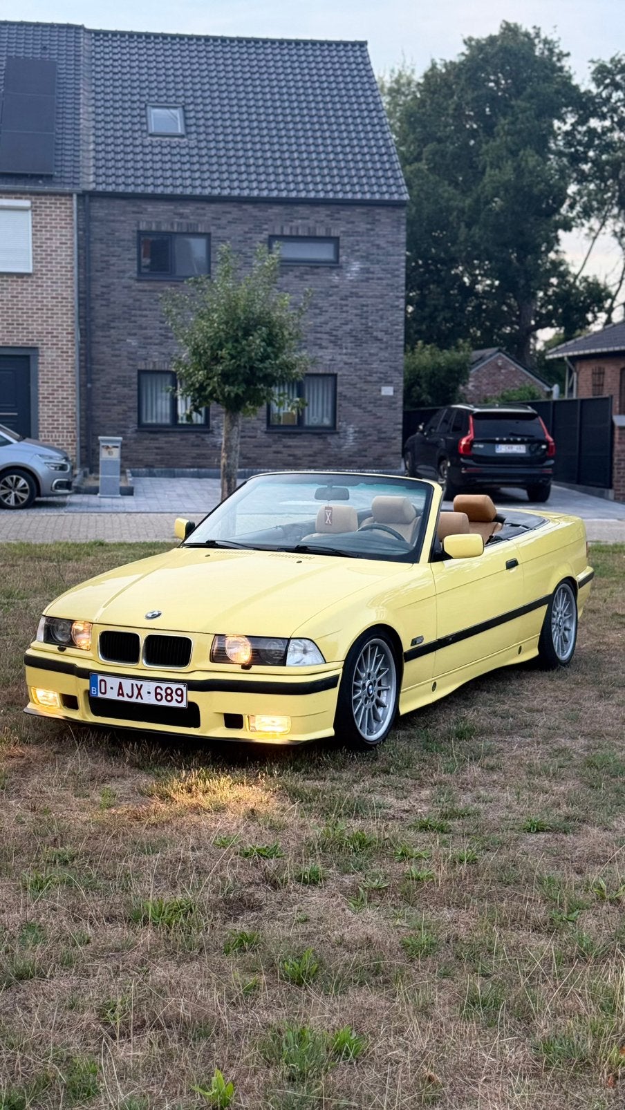 BMW E36 cabrio 325i 1994 + hardtop, Autos, Achat, Carnet d'entretien, Particulier, Bleu