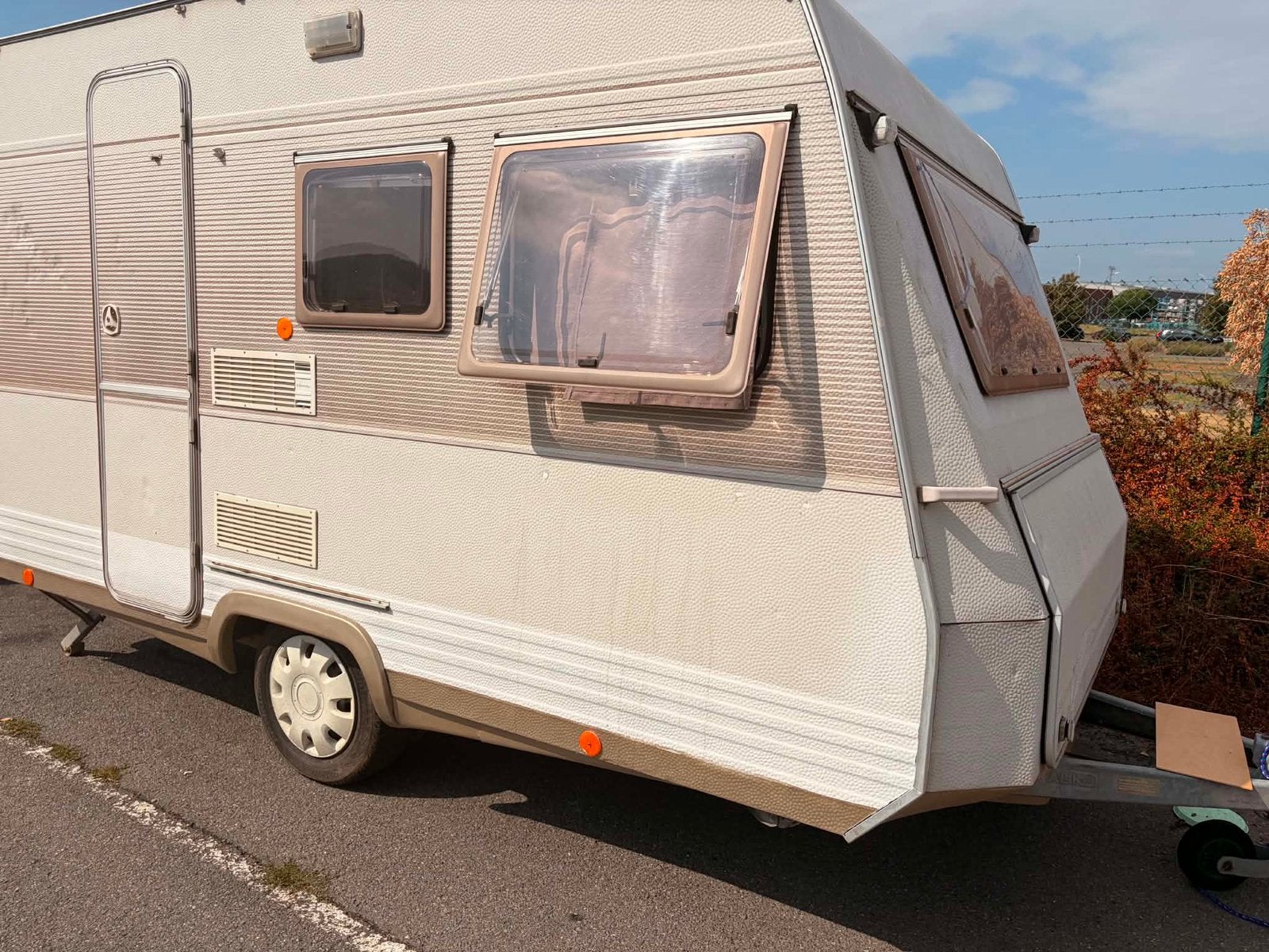 Caravane Dethleffd 1994 avec 4 personnes avec wc, permis  b, Caravanes & Camping, Jusqu'à 4, 750 - 1000 kg, Particulier, Dethleffs
