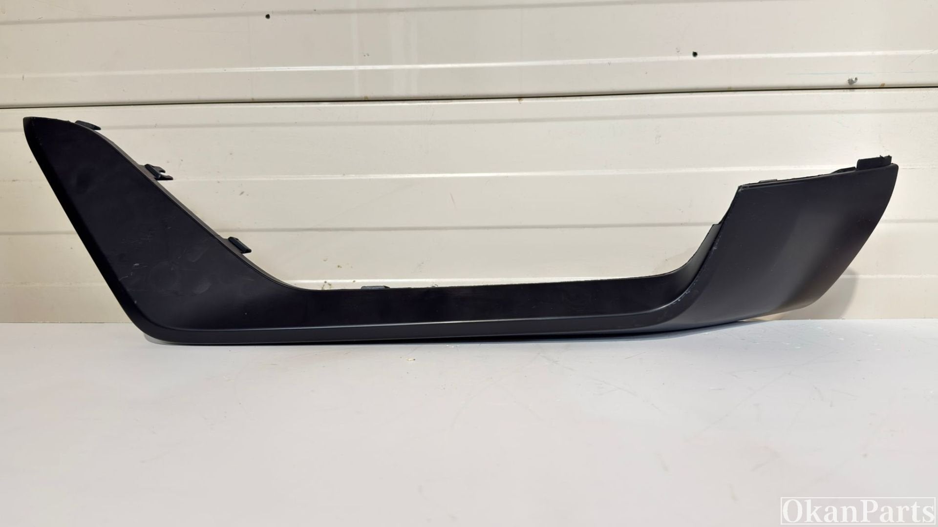Spoiler de pare-chocs avant gauche Volvo XC90 II, coin avant, Gunnar Engellaus vag 8
405 31  Gothenburg, SE, Pare-chocs, Info@volvocars.com
