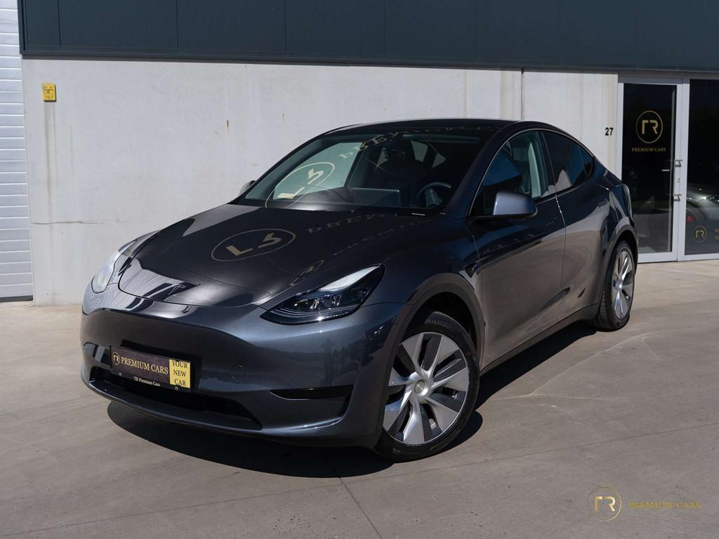 Tesla Model Y Standard Range l TOWHOOK l Incl. 21% BTW, Automaat, Achterwielaandrijving, Gebruikt, Zwart