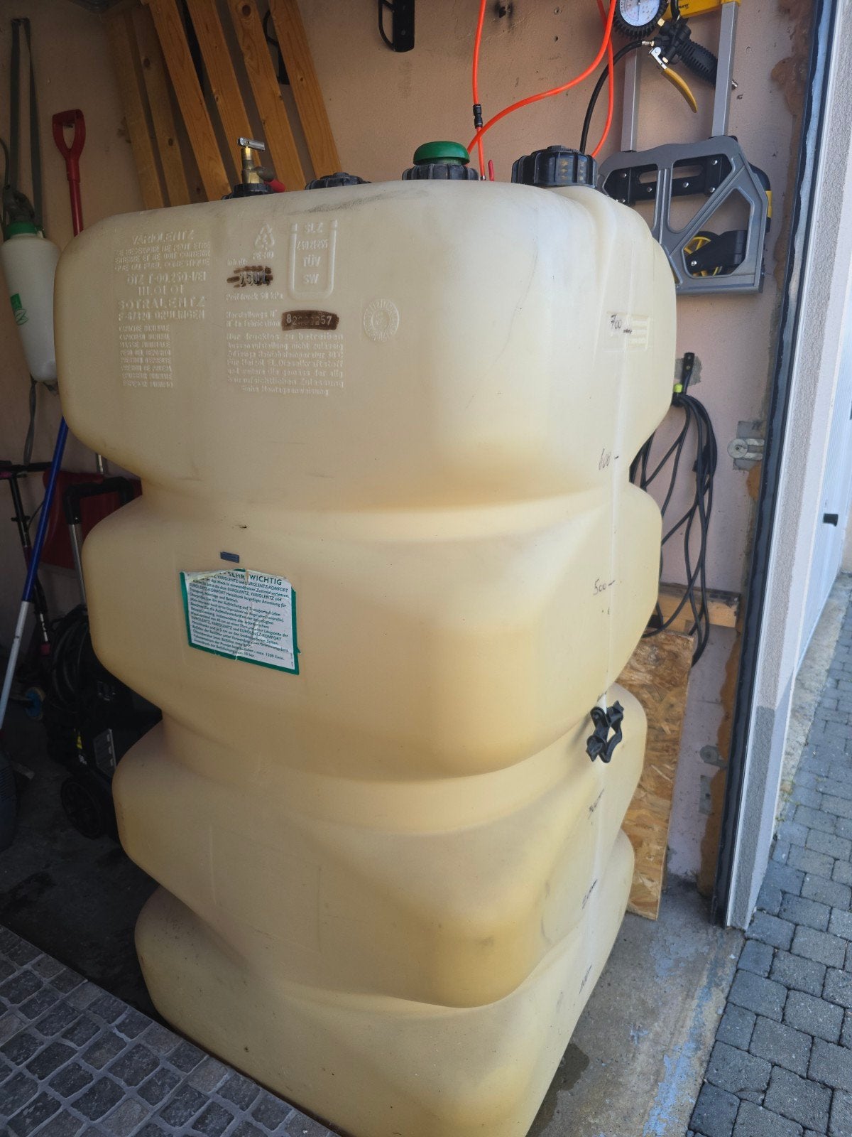 Citerne mazout pvc 750 litres, Enlèvement