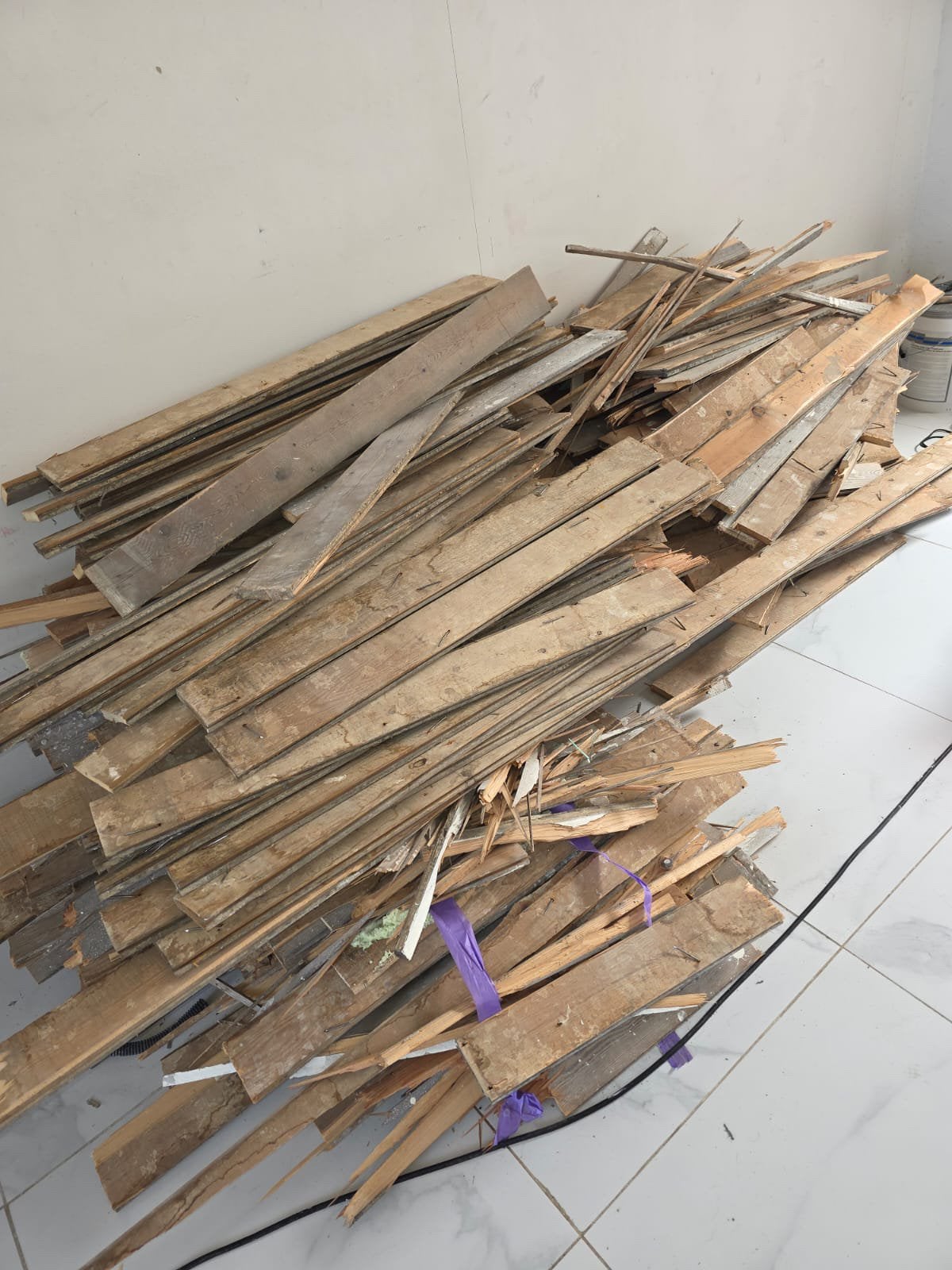 GRATIS! Parkethout/brandhout, 6 m³ of meer, Ophalen, Overige houtsoorten, Blokken