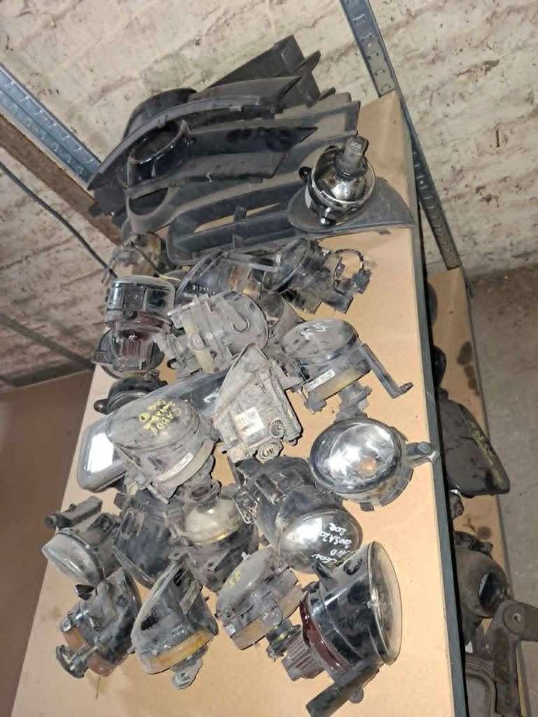 A vendre divers grille et anti-brouillard VW Audi Seat Skoda, Autos : Pièces & Accessoires, Enlèvement, Utilisé, Seat