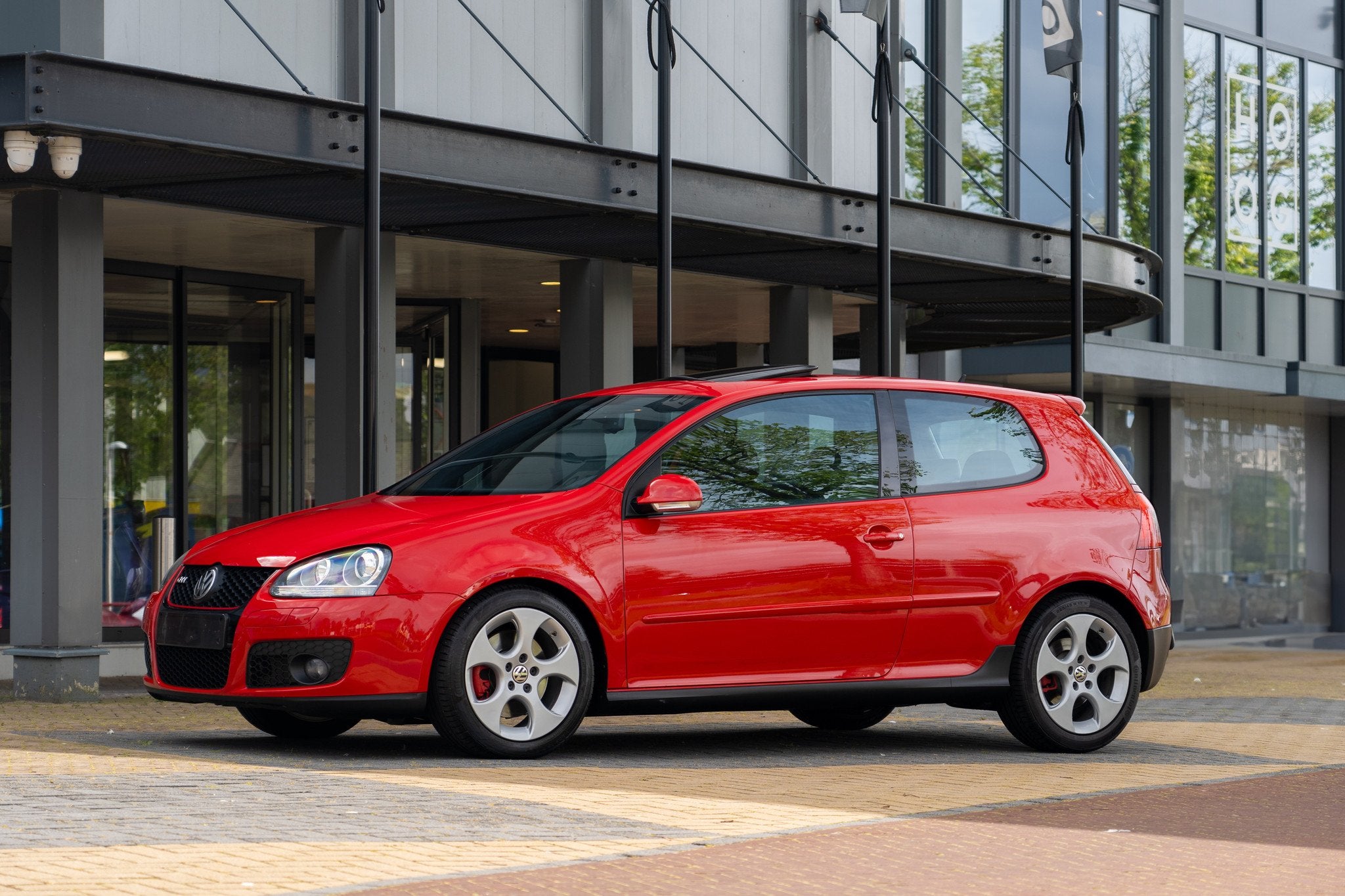 Volkswagen Golf GTI V 2.0 (automatique), Achat, Intérieur cuir, Entreprise, 200 ch