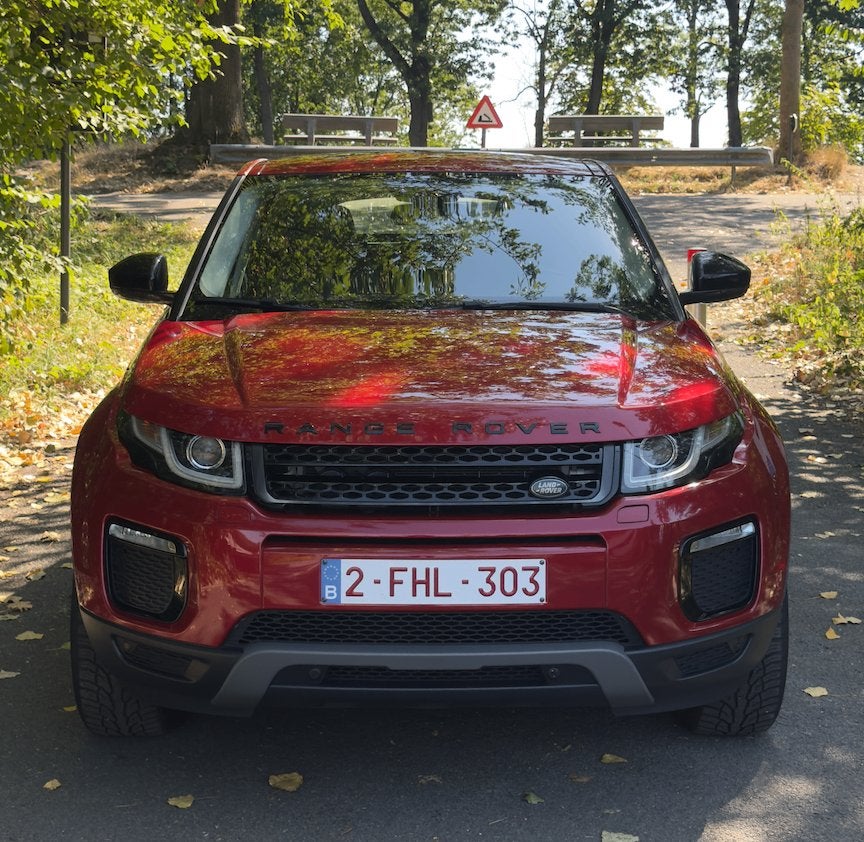Stoere Range Rover Evoque TD4 150PK SE Florence Rood, Autos, Land Rover, Achat, 1800 kg, Euro 6, Boîte manuelle