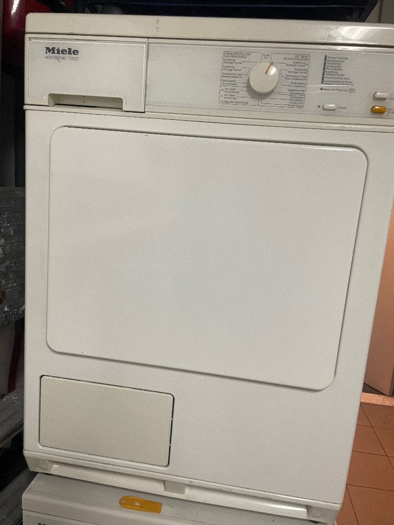 Droogkast miele, Ophalen