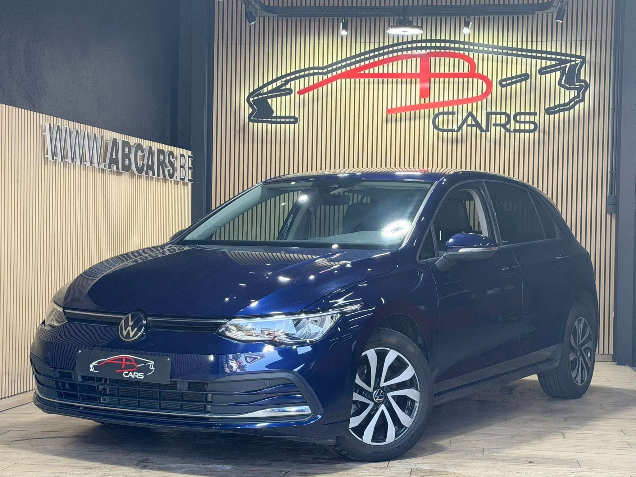 Volkswagen Golf 1.0 TSI * GARANTIE 12 MOIS * 1ER PROP * SPOR, Auto's, Stof, Gebruikt, Zwart, 1770 kg