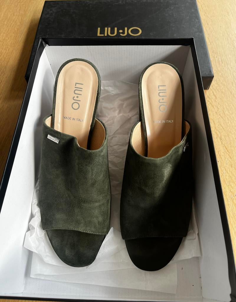 Liu Jo donkergroene suède muiltjes, Ophalen, Sandalen of Muiltjes, Zo goed als nieuw, Groen