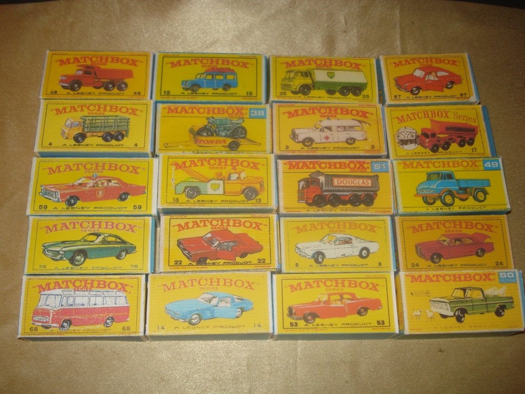 LESNEY MATCHBOX Lot 2 de 20 Boîtes Reproductions, Enlèvement ou Envoi, Neuf, Voiture