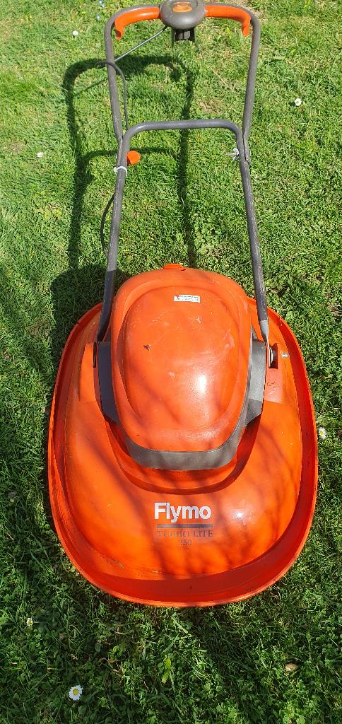 FLYMO tondeuse, Tuin en Terras, Grasmaaiers, Zweefmaaier, Ophalen, Gebruikt, 30 t/m 39 cm