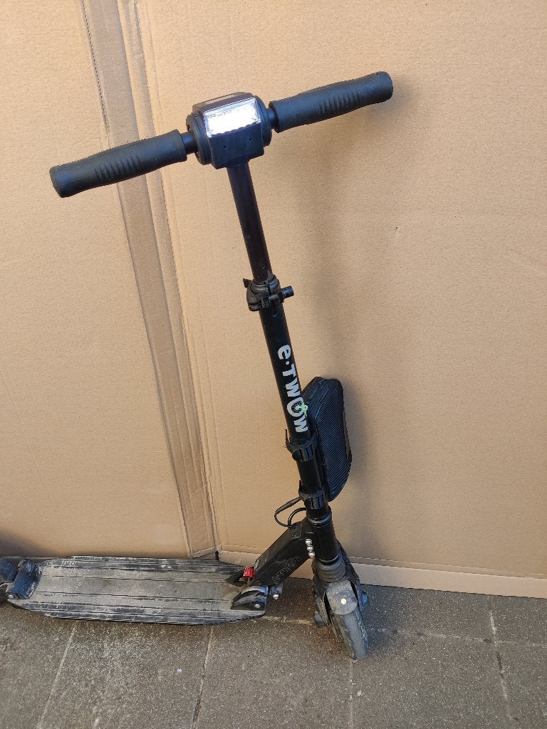 Trottinette E twow S2 Booster, Ophalen, Gebruikt, E twow