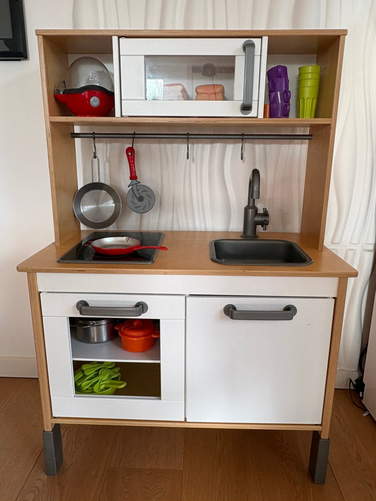Kitchenette Ikea avec de nombreux accessoires, Enfants & Bébés, Jouets | Jouer aux cuisines, Enlèvement, Comme neuf, Jouer à la cuisine