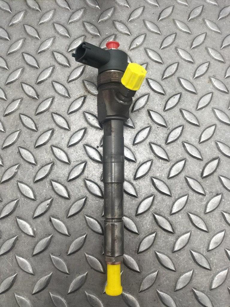 FIAT DOBLO BRANDSTOF INJECTOR / VERSTUIVER 2015, Ophalen of Verzenden, Gebruikt, Stiba lid