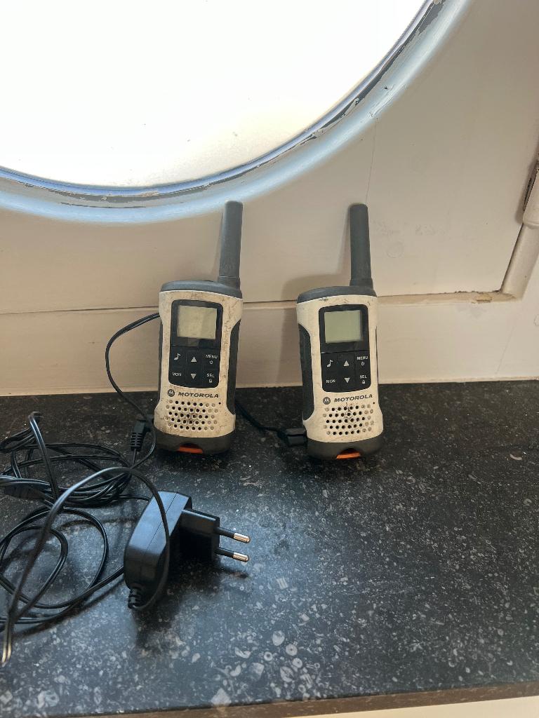 Walkie talkie  Motorola tr50, Telecommunicatie, Portofoons en Walkie-talkies, Gebruikt, Ophalen of Verzenden, Trilfunctie, Portofoon of Walkie-talkie