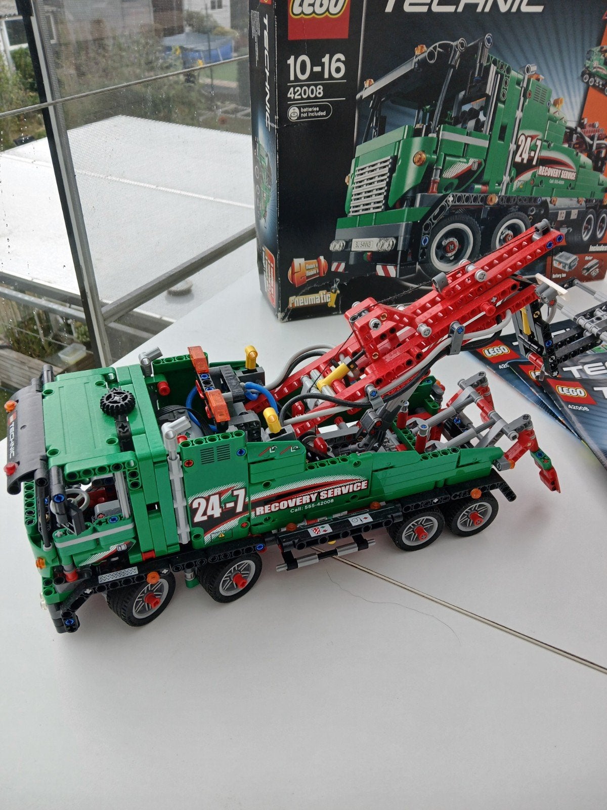 lego 42008 service truck sleepwagen., Ophalen of Verzenden, Zo goed als nieuw, Truck