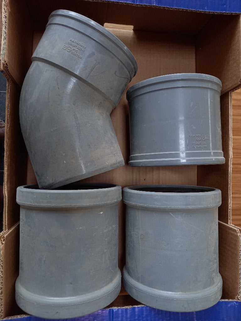PVC bocht en verbindingsstukken 160mm, Doe-het-zelf en Bouw, Buizen en Afvoer, Ophalen, Bochten, PVC, Nieuw