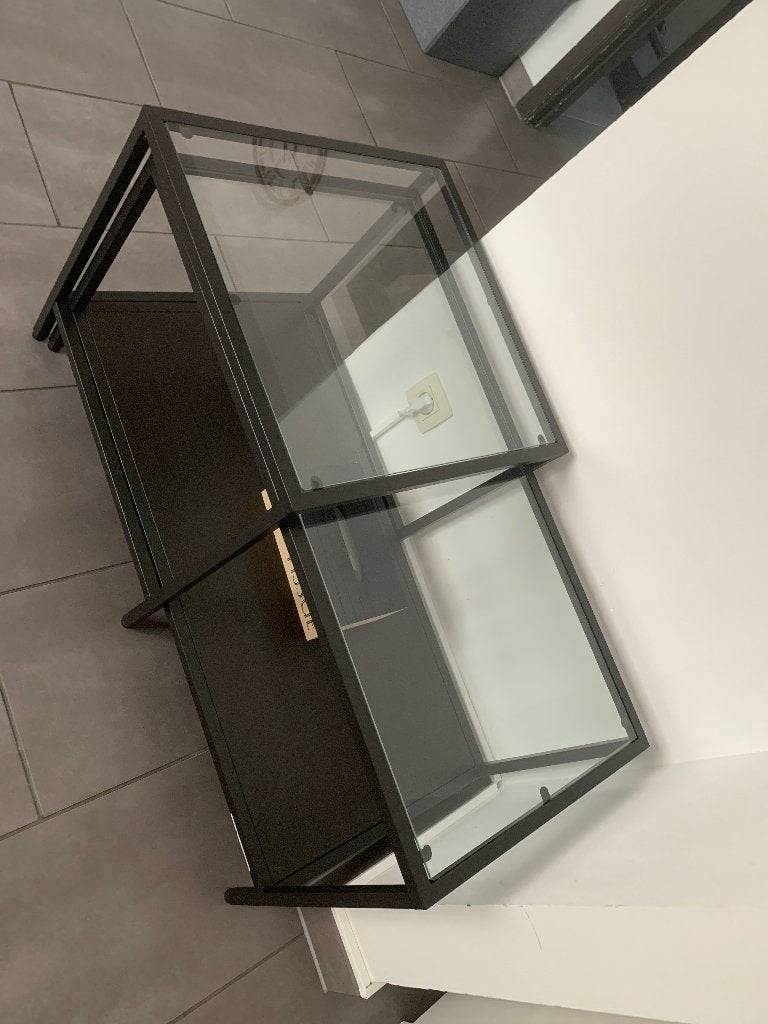 Table salon, Ophalen