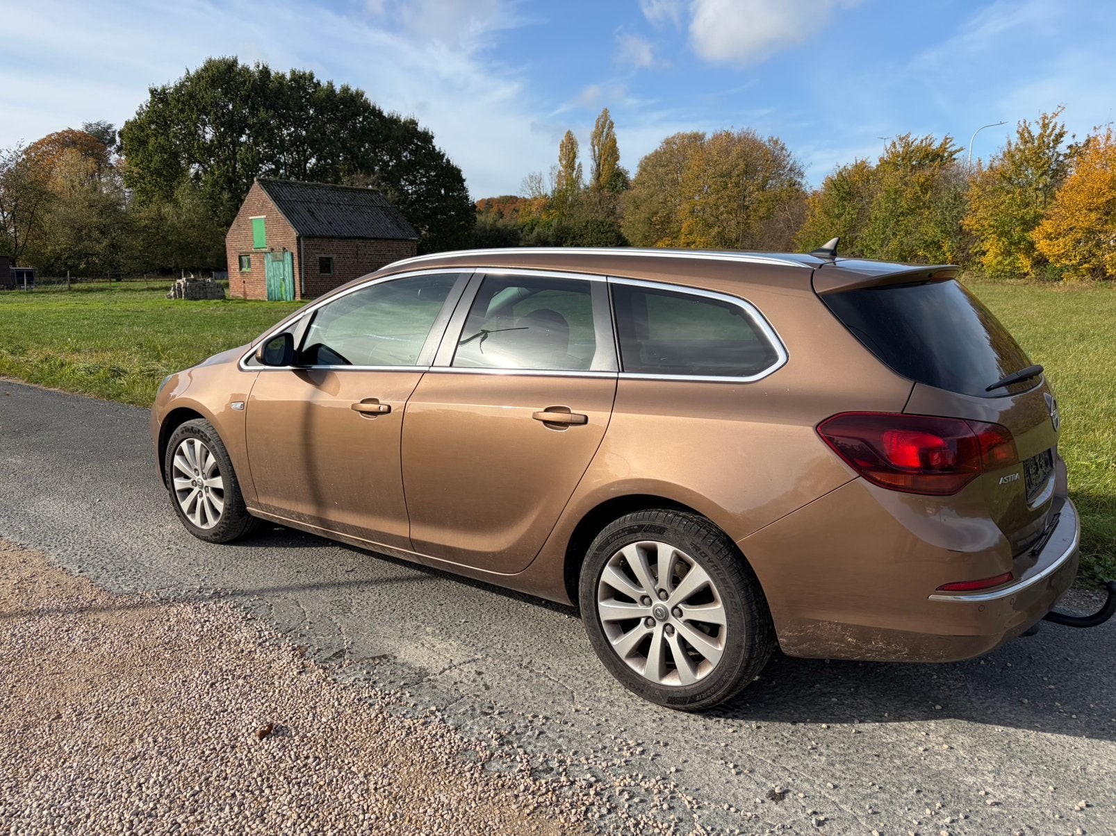 Opel Astra Sport Tourer, Auto's, Voorwielaandrijving, Adaptive Cruise Control, 4 cilinders, Bruin