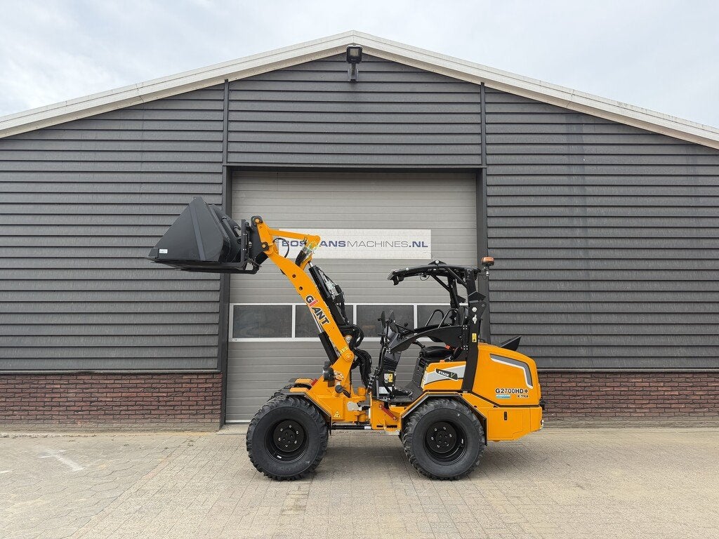 Giant G2700 X-TRA HD+ minishovel GEEL (veel opties: tandempo, Tobroco, Info@tobroco.nl, Sprendlingenstraat 57
5061 KM  Oisterwijk