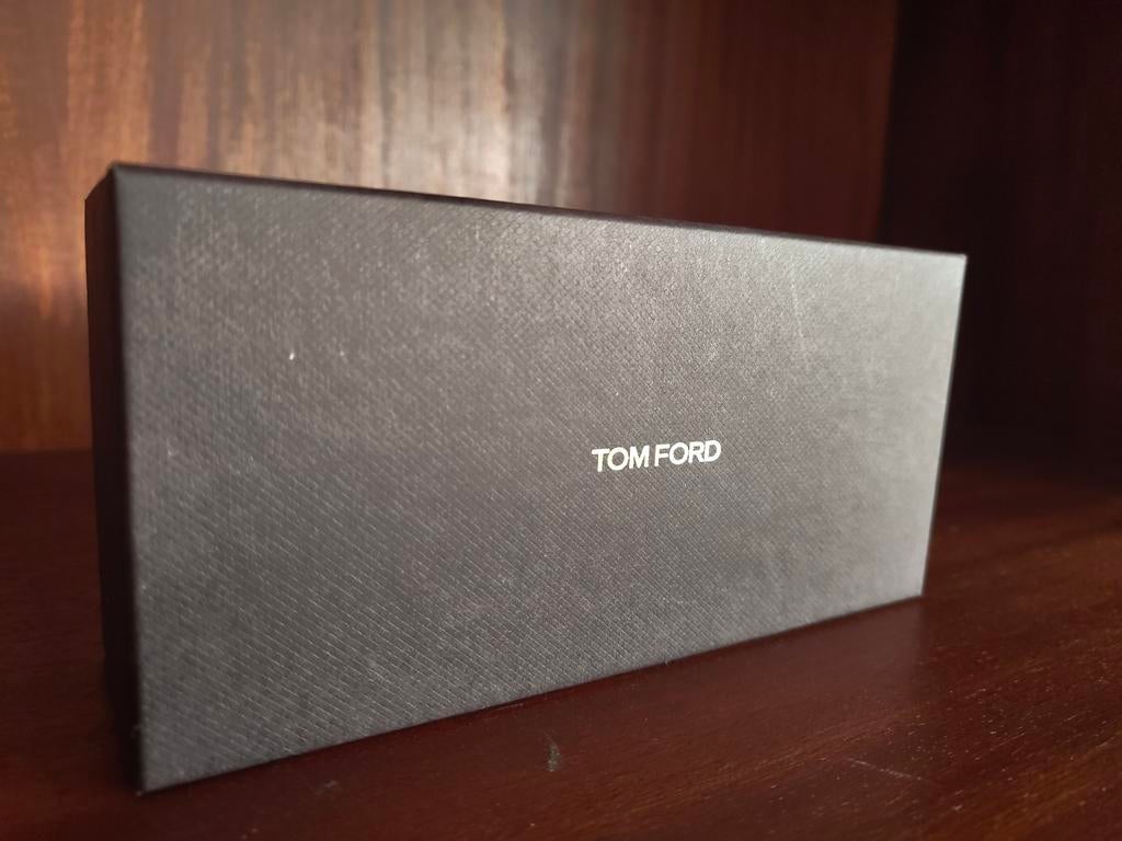 Tom Ford zonnebril, Ophalen, Zonnebril