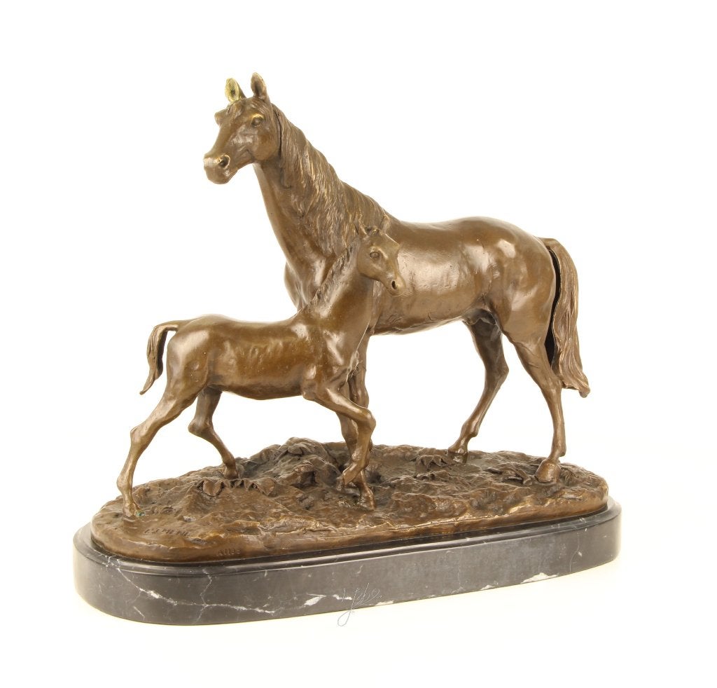 Cheval et poulain en bronze haut de gamme —  (1810—1879)