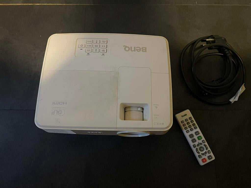 Beamer met twee schermen, Ophalen, BENQ, Nieuw, DLP