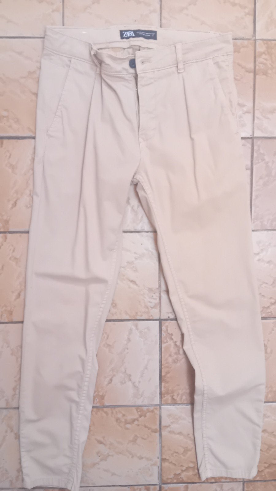 pantalon Zara taille 40, Vêtements | Hommes, Pantalons, Zara, Beige, Enlèvement, Porté