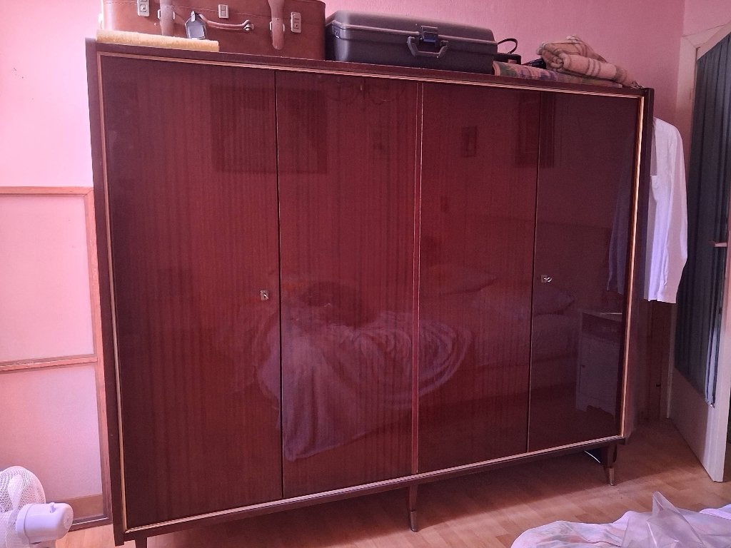 Kleerkast Mahonie met nachtkastje, Ophalen, Met deur(en), Gebruikt, Vintage: 2 deurs