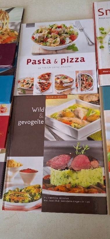 kookboeken Colruyt, Entrées et Soupes, Enlèvement ou Envoi, Comme neuf, Autres régions