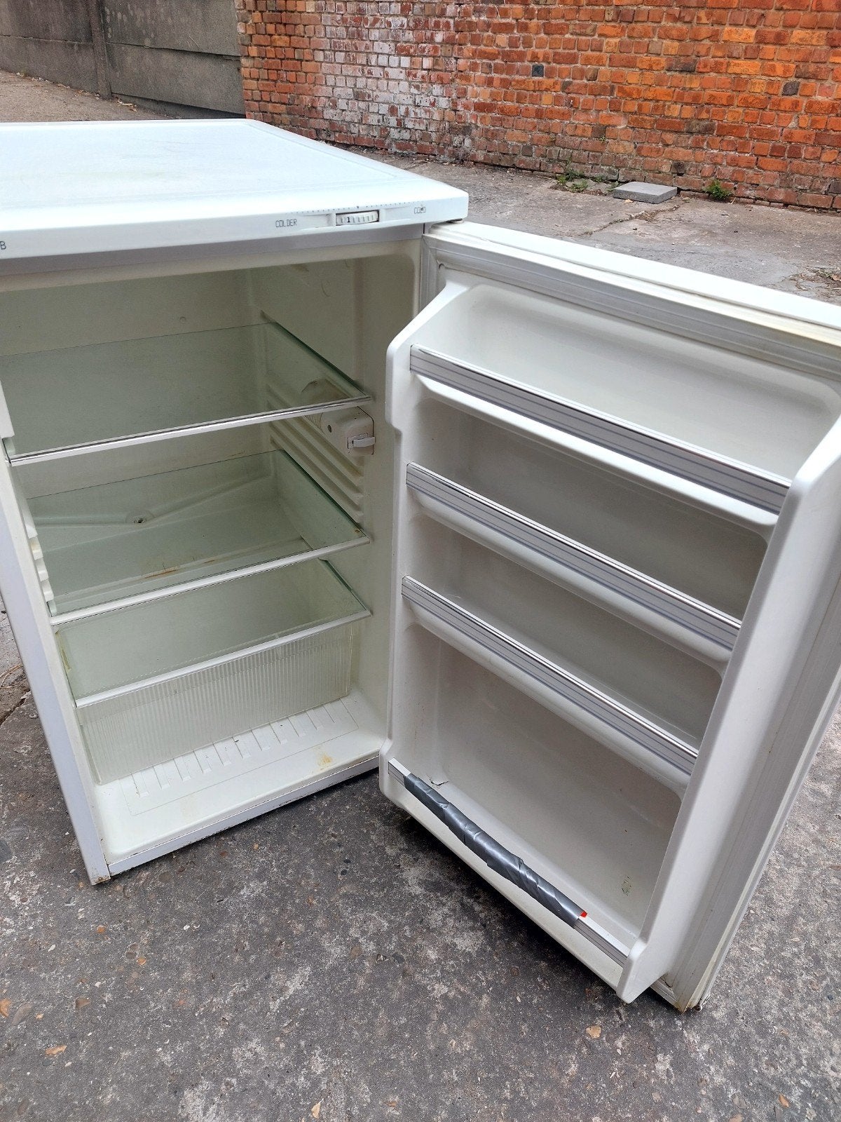 Kleine frigo, Enlèvement ou Envoi