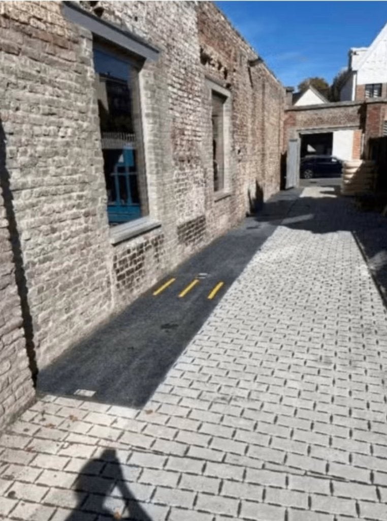 À vendre : 6 plaques routières en plastique d'occasion, Enlèvement, Grue