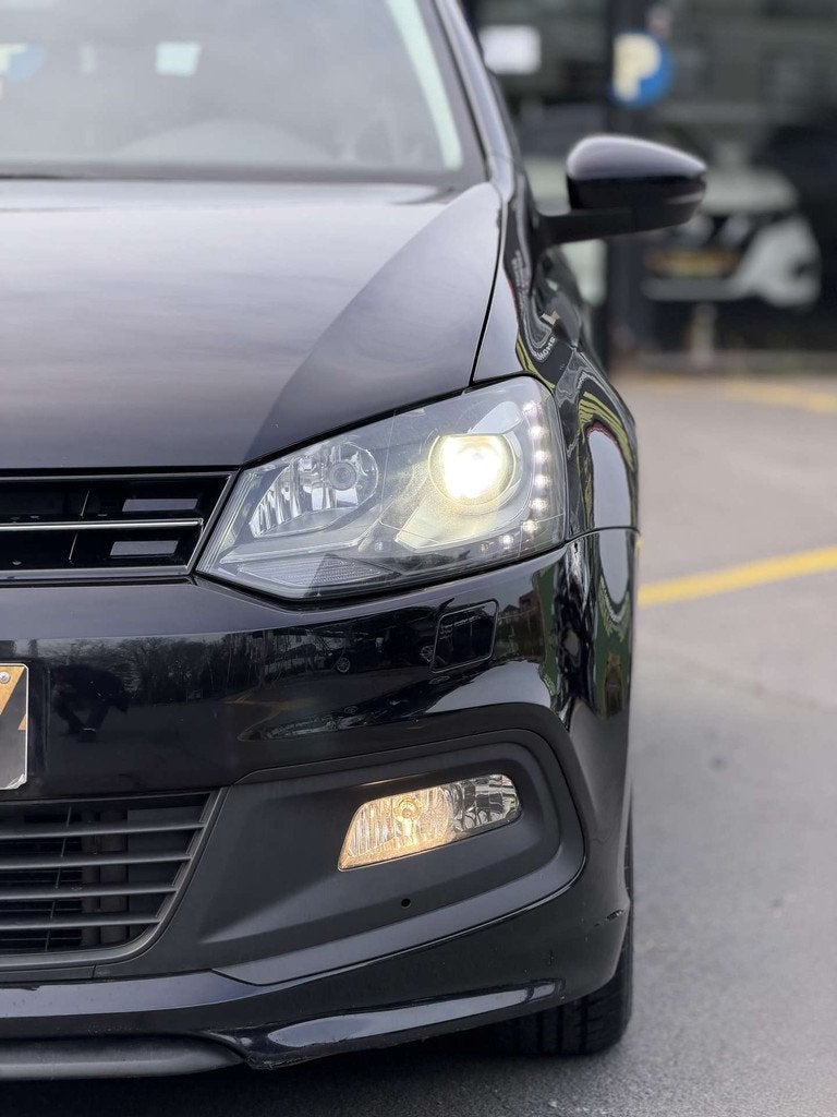 Volkswagen Polo Kit R*1.2i Black Edition*A/C*xénon*LED*USB*, Autos, Euro 5, Achat, Entreprise, Boîte manuelle