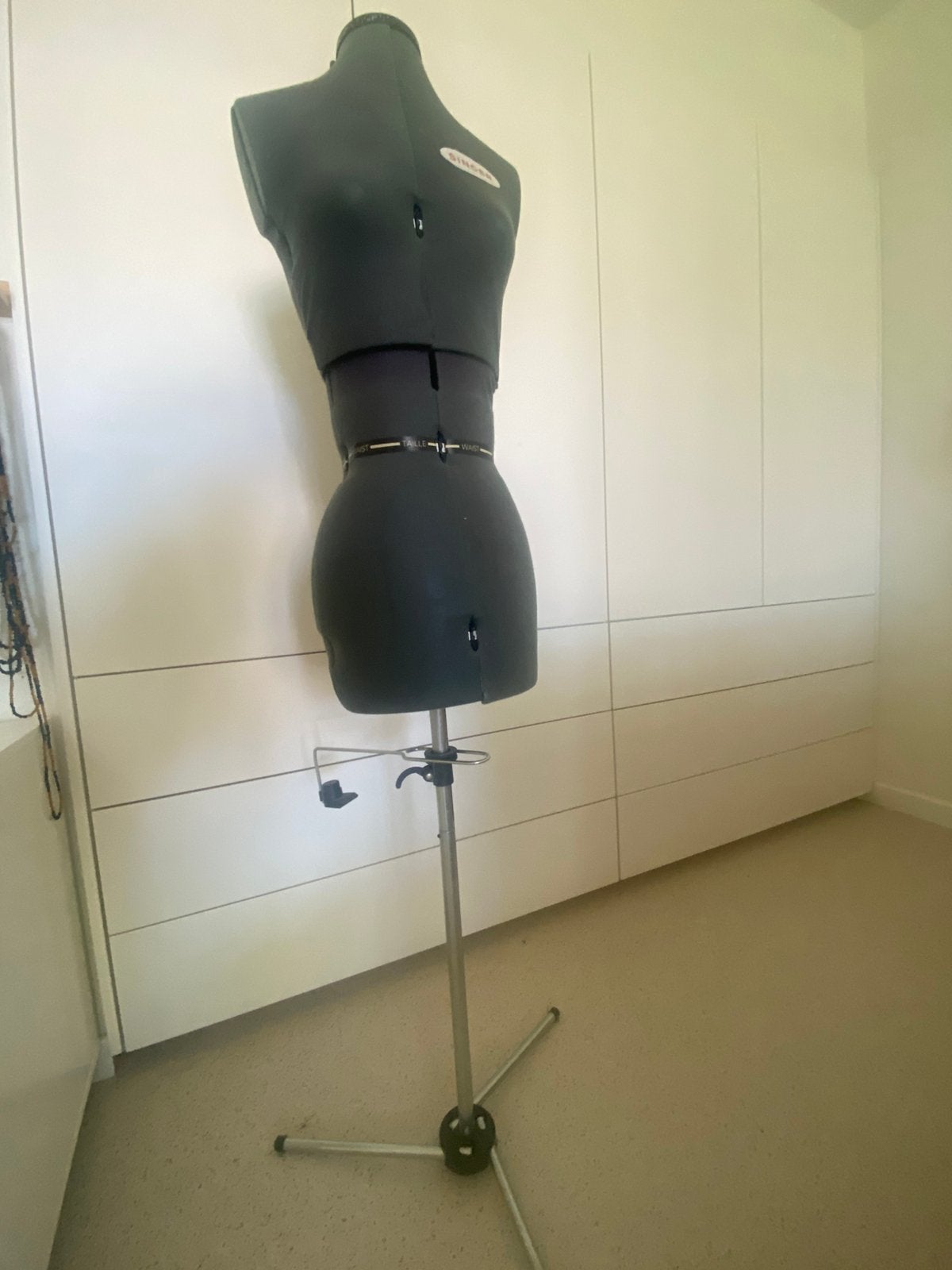 Aanpasbare paspop singer, Hobby en Vrije tijd, Ophalen, Gebruikt, Paspop