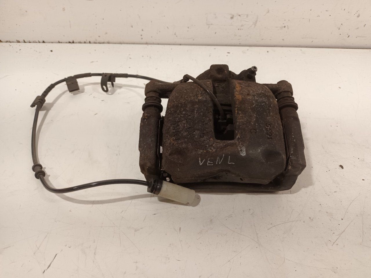 Remklauw links voor Mini Mini, Onderdelen@venauto.nl, Van der Ven Autorecycling B.V., Gebruikt, Ettenseweg 76, 4706 PB Roosendaal, The Netherlands