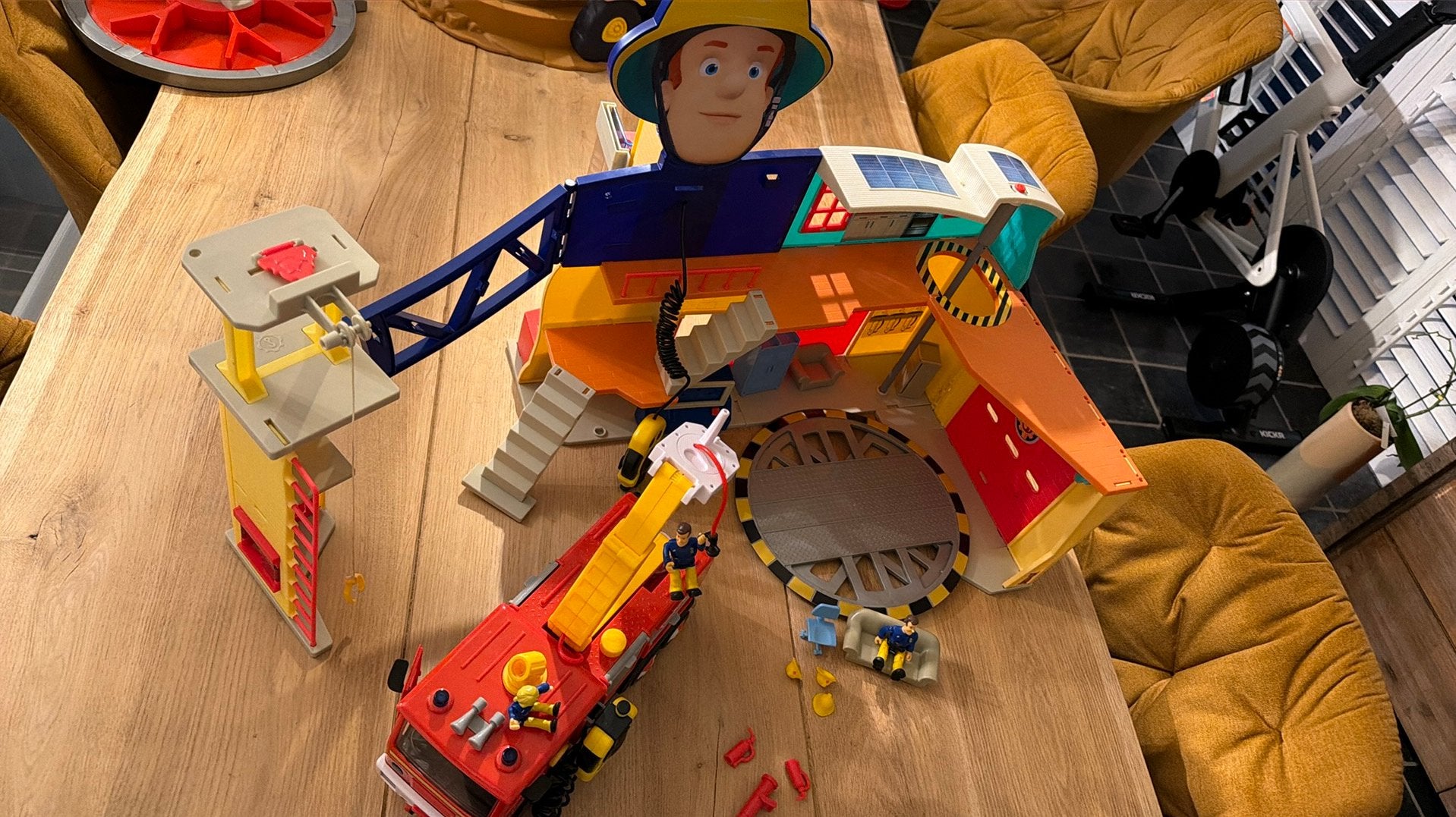 Brandweerman Sam brandweerkazerne met brandweerauto, Ophalen, Gebruikt